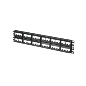 Panel de Parcheo Modular Mini-Com (Sin Conectores), Plano, Sin Blindaje, Con Etiqueta y Cubierta, de 48 puertos, 2UR